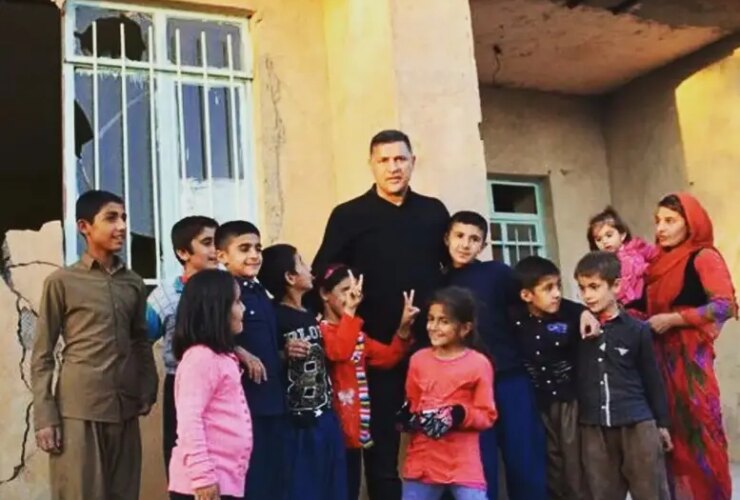 تنگه هرمز، علی دایی یا محسن چاوشی؟ متوقفش کن 6 8daf93e9ZjoyNDk4MDI0LmpwZ3xmdWk6MjM5MTY5MXxsOmZhfHY6MQ