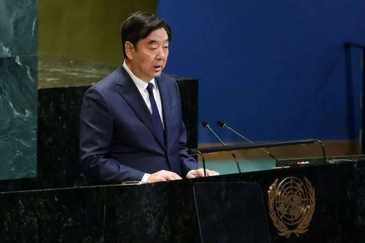 سفیر پکن در منطقه: در حالی که همه به دنبال مذاکره بودند، آمریکا شروع به جنگ کرد 1 سفیر پکن در منطقه: در حالی که همه به دنبال مذاکره بودند، آمریکا شروع به جنگ کرد