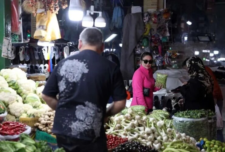 حال و هوای بازار تجریش در دوران جنگ به نقل از خبرگزاری فرانسه