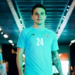 فیفا به بازیکن تیم ملی ایران اجازه بازی نمی دهد