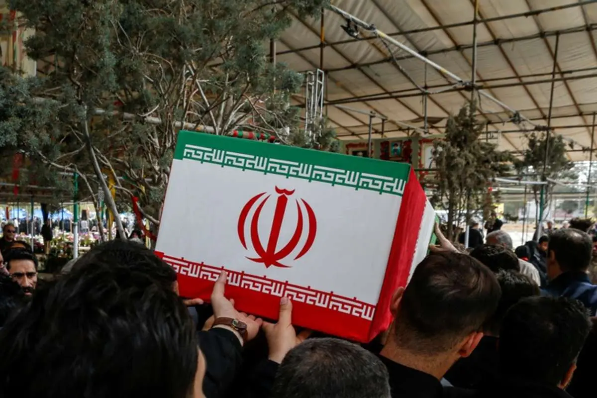 تشییع پیکر شهدای جنگ رمضان در بهشت ​​زهرا