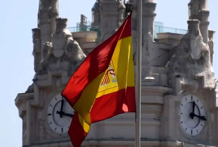 اسپانیا حریم هوایی خود را به روی هواپیماهای آمریکایی شرکت کننده در جنگ با ایران می بندد 14 اسپانیا حریم هوایی خود را به روی هواپیماهای آمریکایی شرکت کننده در جنگ با ایران می بندد