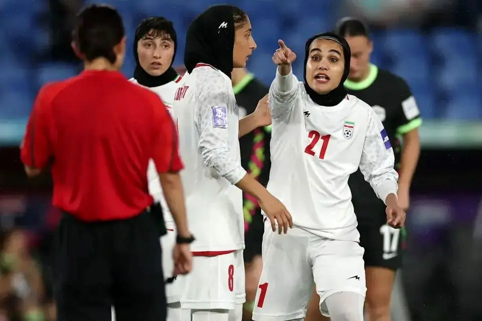 Gölnuş Hüsrevi هم نزدیک بود پناهنده شود!