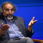 آزاد آرامکی: به زودی اکثریت جامعه علیه جنگ به میدان خواهند رفت