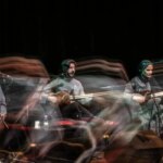 از طریق گوش گنجینه موسیقی حمله کنید