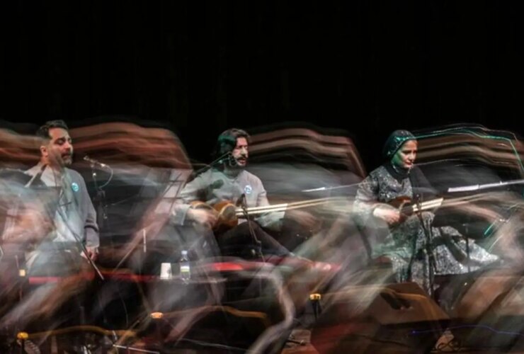 از طریق گوش گنجینه موسیقی حمله کنید 14 از طریق گوش گنجینه موسیقی حمله کنید