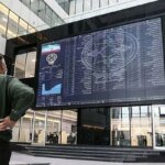 بازار سهام در هفته آخر سال چگونه کار می کند؟