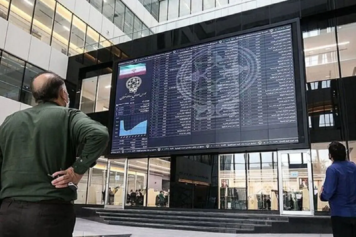 بازار سهام در هفته آخر سال چگونه کار می کند؟