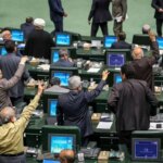 بیانیه نمایندگان مجلس: ما در کنار رهبر انقلاب هستیم