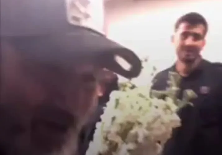 دیدار نیمه شب مهران غفوریان با آتش نشانان پایتخت