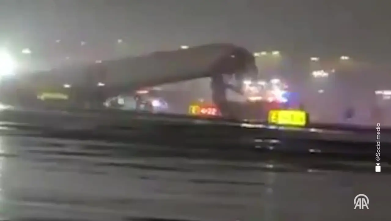 سقوط مرگبار فرودگاه نیویورک را بسته است 1 سقوط مرگبار فرودگاه نیویورک را بسته است