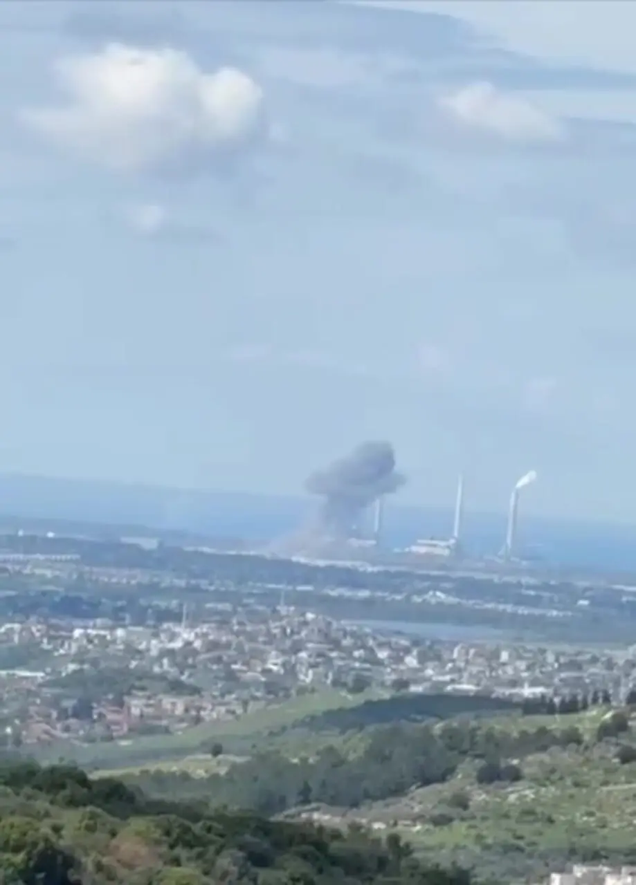 لحظه اصابت موشک ایران به نیروگاه خدیره اسرائیل