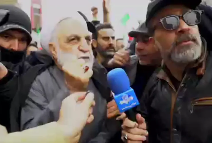 لحظه سقوط موشک در نزدیکی دریای اژه