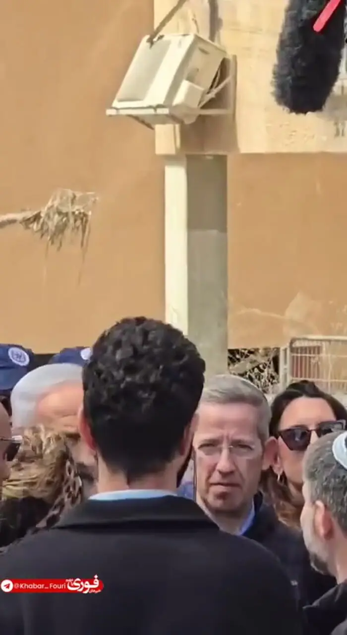 نتانیاهو و اسموتریچ در محل موشک ایران