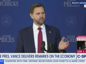 پاسخ عجیب معاون ترامپ به سوال درباره جنگ با ایران/ حاضر نیستم بگویم نمی خواهم به زندان بروم