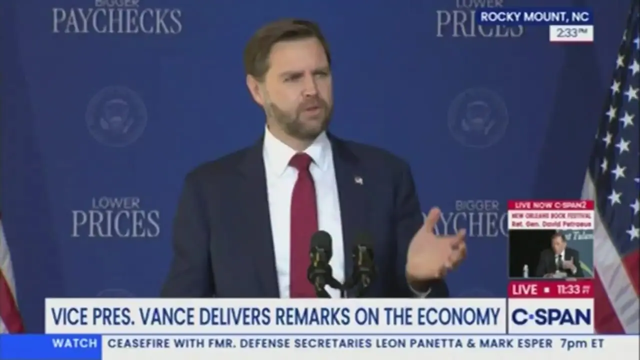 پاسخ عجیب معاون ترامپ به سوال درباره جنگ با ایران/ حاضر نیستم بگویم نمی خواهم به زندان بروم