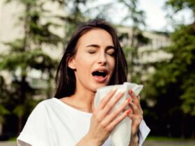 چگونه تفاوت بین آلرژی و سرماخوردگی را تشخیص دهیم؟ 8 چگونه تفاوت بین آلرژی و سرماخوردگی را تشخیص دهیم؟