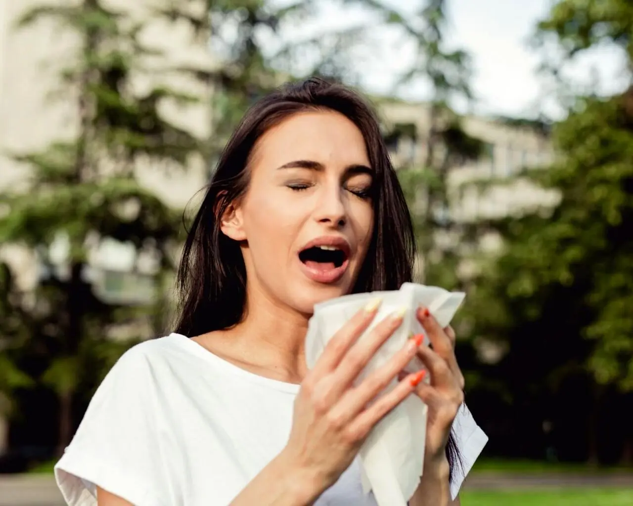 چگونه تفاوت بین آلرژی و سرماخوردگی را تشخیص دهیم؟ 1 چگونه تفاوت بین آلرژی و سرماخوردگی را تشخیص دهیم؟