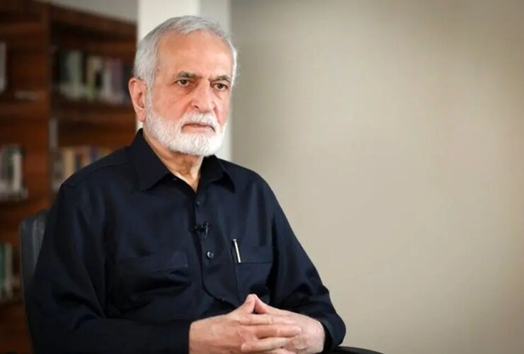 کمال خرازی: یکی از وظایف رهبری هدایت توان دفاعی ایران است