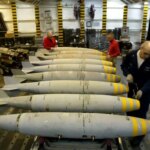 تصویری با استفاده از بمب منفجر نشده آمریکایی / مهمات قدیمی