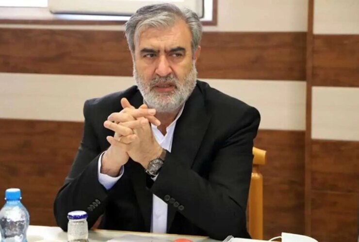 رئیس کمیسیون امنیت ملی: اقامت ۴۷ ساله در تنگه هرمز به پایان رسید