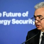 اثرات بستن تنگه هرمز بر اروپا 12 میلیون بشکه نفت استخراج شد