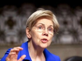 انتقاد سناتور آمریکایی از جنگ افروزی ترامپ