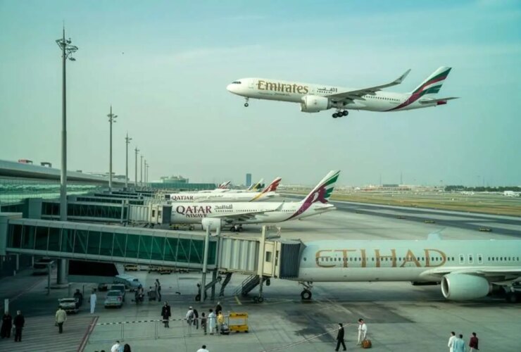 امارات به کدام ایرانی ها اجازه ورود می دهد؟