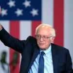 سندرز: به جای خرج کردن پول برای جنگ های بی پایان، باید به دنبال مراقبت جهانی از کودکان باشیم.