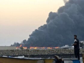 حمله به اسکله بندرچارک; یک نفر شهید و 4 کشتی آسیب دید