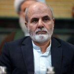 نماینده رهبری در شورای دفاع: تلاش می کنیم آمریکا را از منطقه خارج کنیم