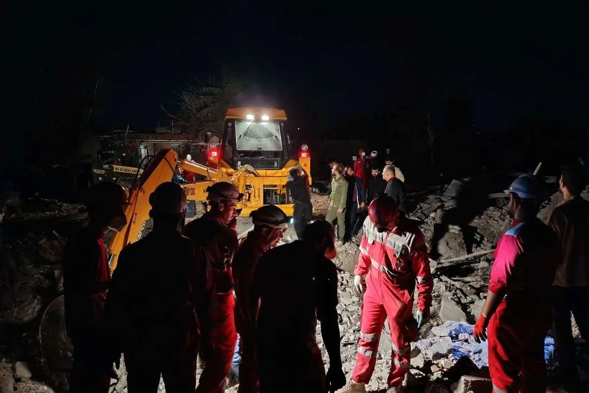 حمله هوایی به یک منطقه مسکونی در تهران