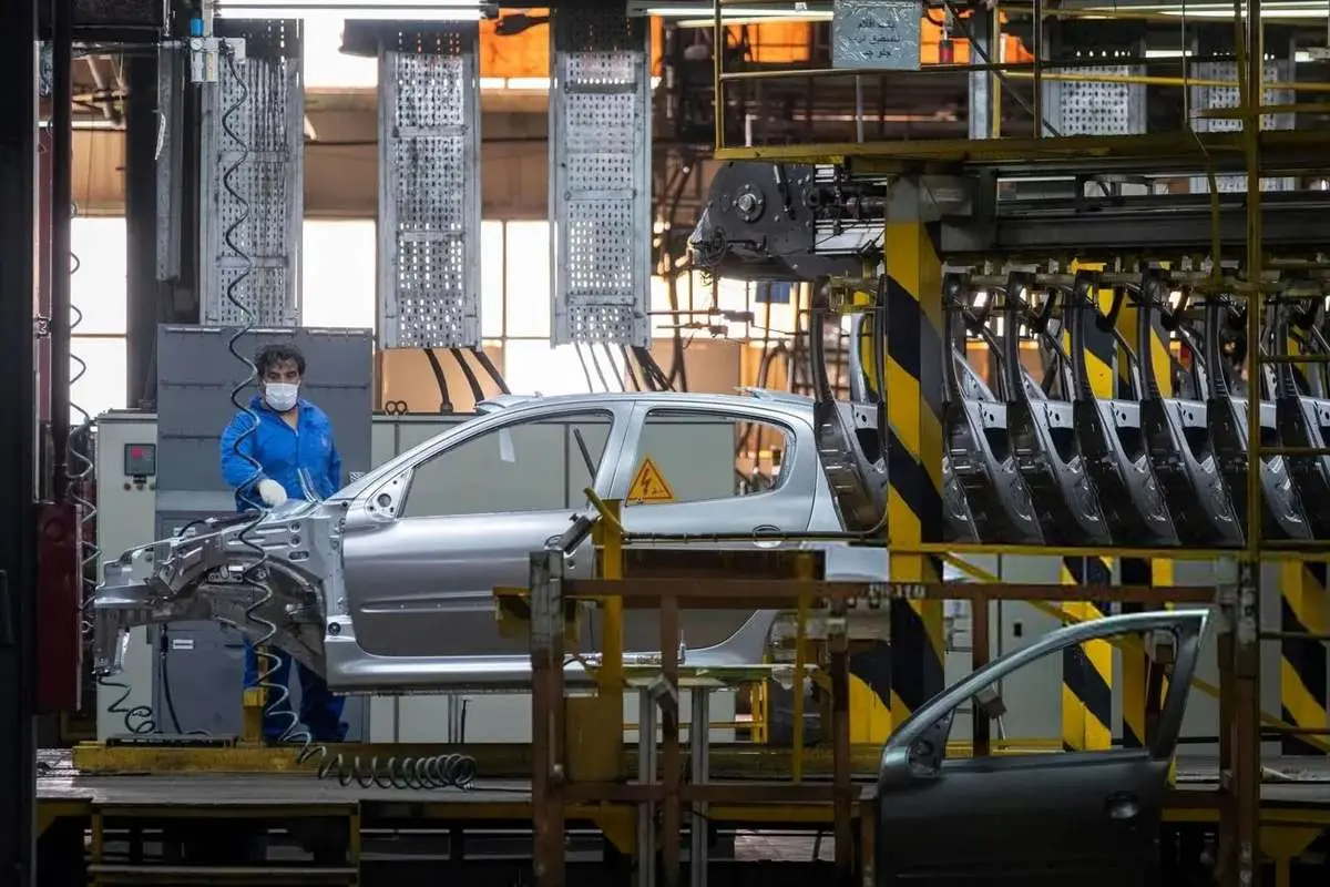 خطوط تولید خودروسازان تعطیل شد