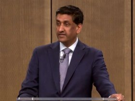 قانونگذار آمریکایی: باید فورا به جنگ علیه ایران پایان دهیم