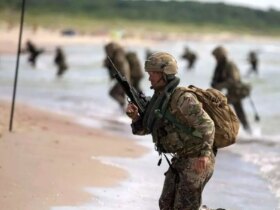 وال استریت ژورنال: ناتو بی سر و صدا به آمریکا علیه ایران کمک می کند 12 وال استریت ژورنال: ناتو بی سر و صدا به آمریکا علیه ایران کمک می کند