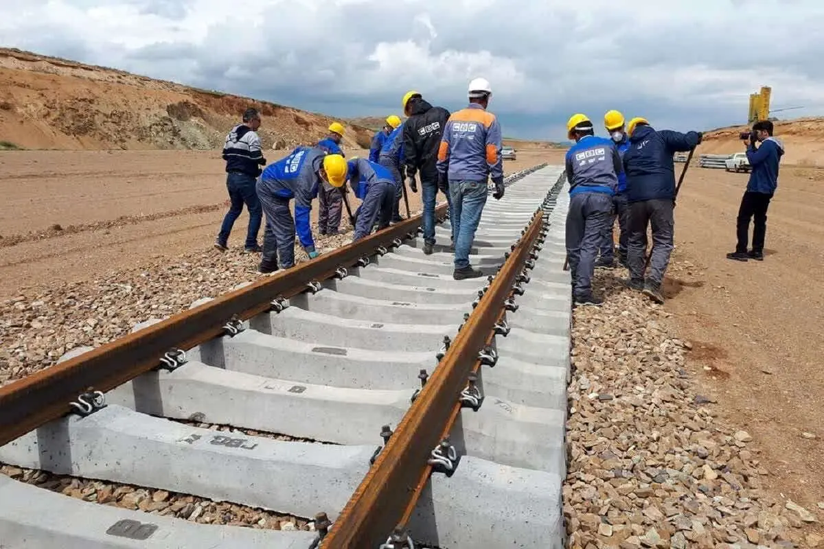 راه آهن بهرام ری شروع به کار کرده است؟