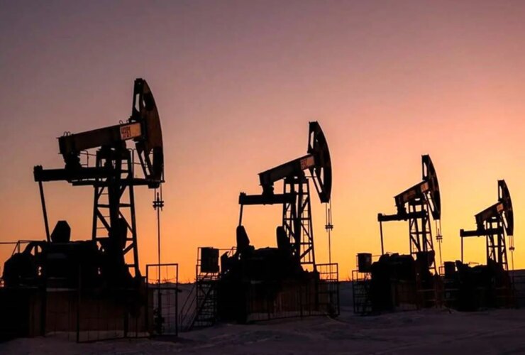 قیمت نفت پس از توئیت کلیباف افزایش یافت