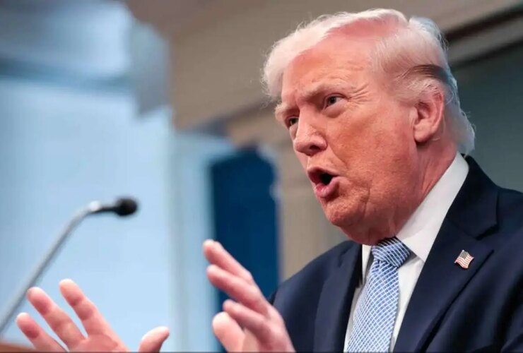 ادعای مکرر ترامپ: تنگه هرمز به زودی باز می شود