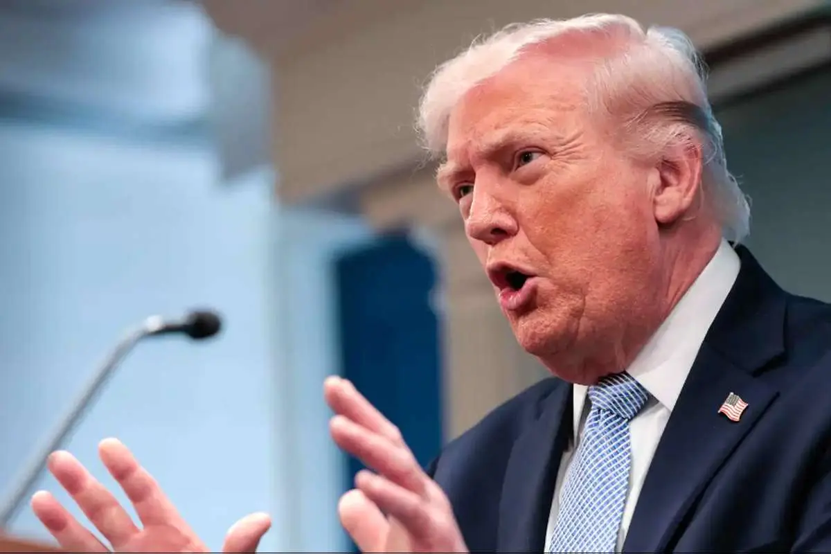 ادعای مکرر ترامپ: تنگه هرمز به زودی باز می شود 1 ادعای مکرر ترامپ: تنگه هرمز به زودی باز می شود