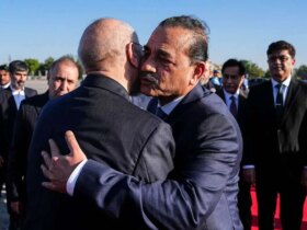 تصاویر: قالیبافان در حال بازگشت از پاکستان