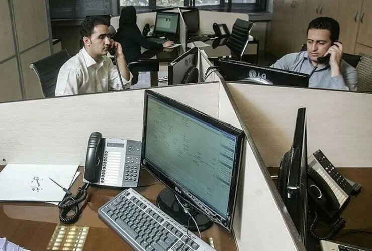 کارمندان بخش خصوصی