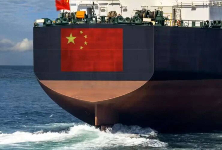 رویترز: یک نفتکش چینی از تنگه هرمز عبور کرد