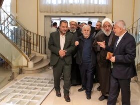 بازدید نمایندگان مجلس از کاخ سعد آباد در زمان جنگ 10 نمایندگان مجلس به کاخ سعدآباد رفتند + عکس