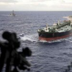 نفتکش حامل نفت خام ایران از تنگه هرمز عبور کرد