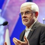 پیام توئیتری عارف به پاپ/درد ما گواه این است که از ارزش های انسانی محافظت می کنیم