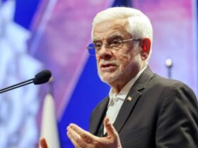 پیام توئیتری عارف به پاپ/درد ما گواه این است که از ارزش های انسانی محافظت می کنیم