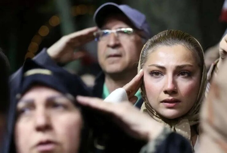 چهره های آشنا از جامعه باغ فردوس تهران