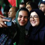 تصاویر; حاشیه و متن هنرمندان در باغ فردوس گرد هم آمدند