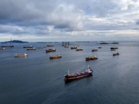 عراقچی: تنگه هرمز به طور کامل باز شد