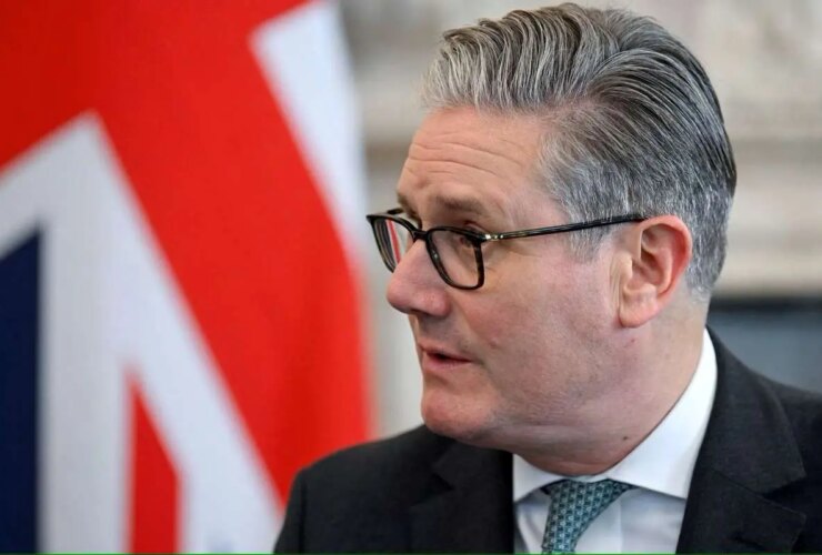 استقبال استارمر از بازگشایی تنگه هرمز